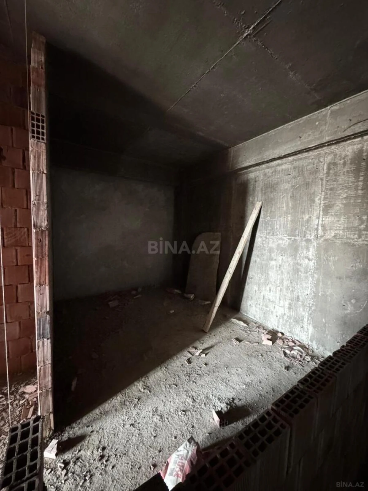 Satılır 3 otaqlı mənzil 100 m²