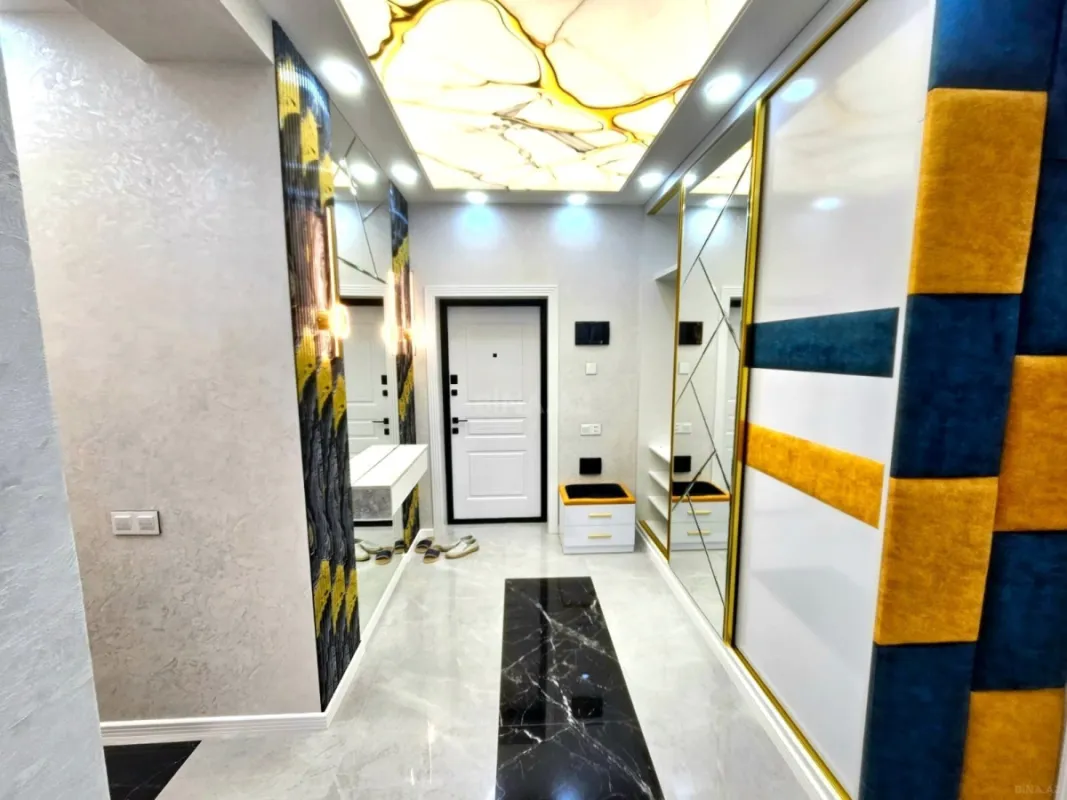 Satılır 3 otaqlı mənzil 95 m²