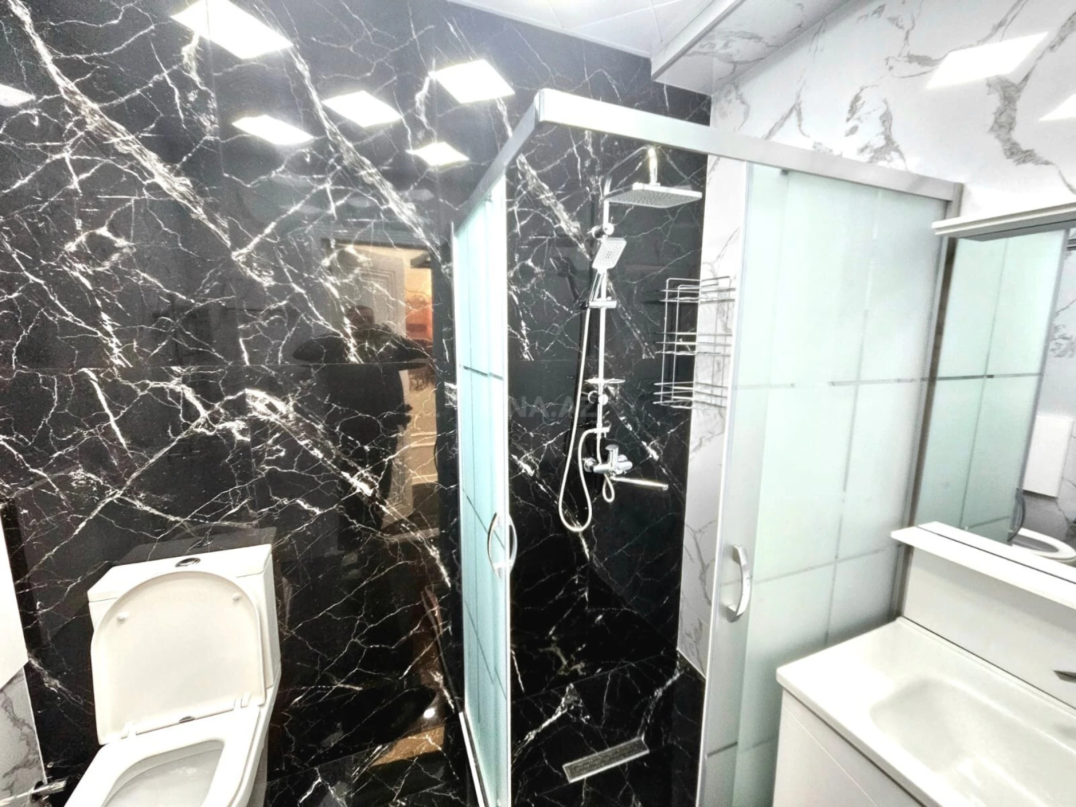 Satılır 3 otaqlı mənzil 95 m²