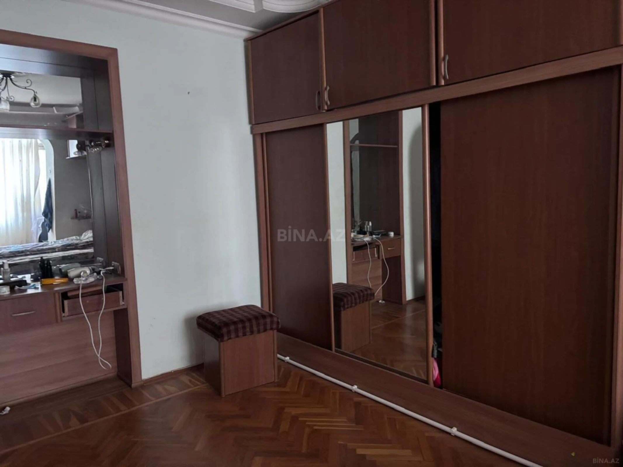 Kirayə verilir 3 otaqlı mənzil 100 m²