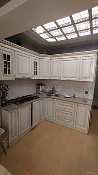 Kirayə verilir 1 otaqlı mənzil 60 m²