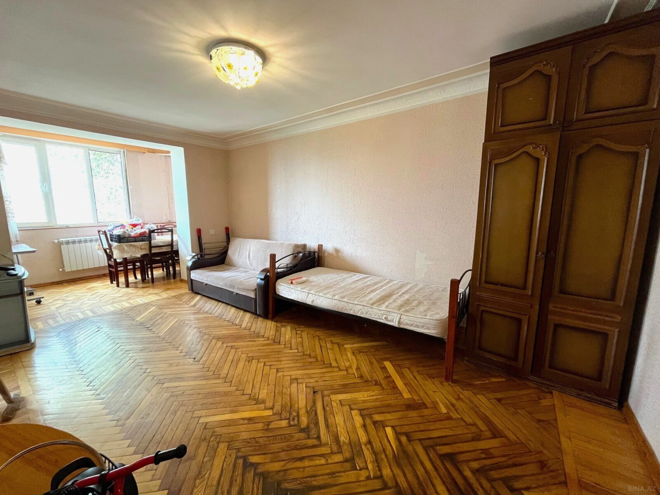 Satılır 2 otaqlı mənzil 52 m²
