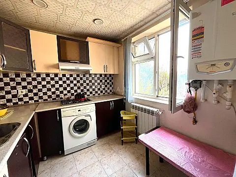 Satılır 2 otaqlı mənzil 52 m²
