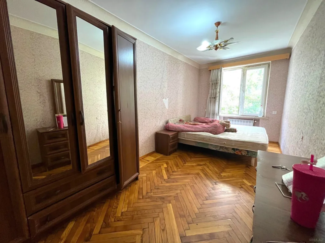 Satılır 2 otaqlı mənzil 52 m²