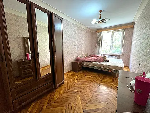 Satılır 2 otaqlı mənzil 52 m²