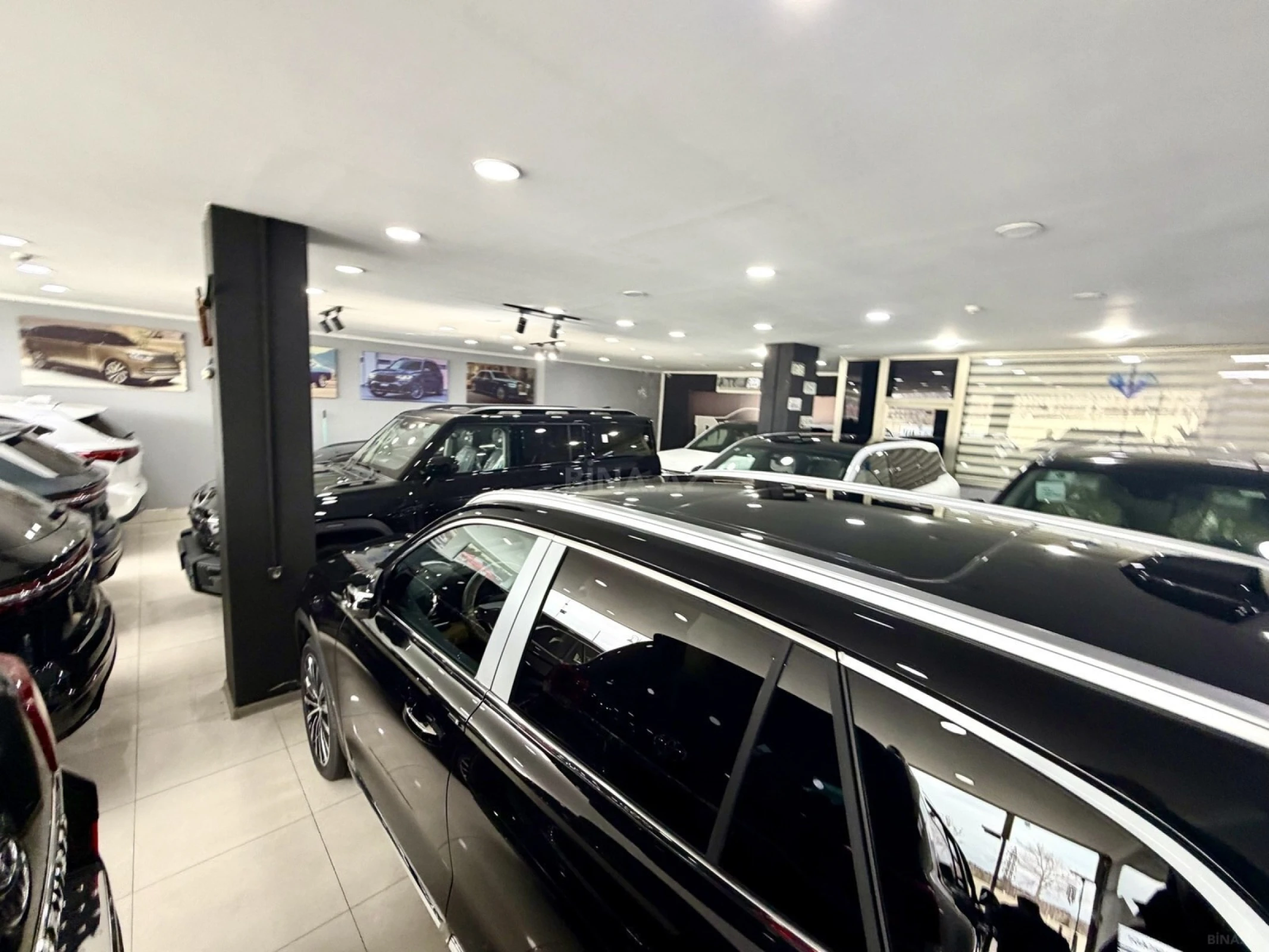 Kirayə verilir obyekt 300 m²