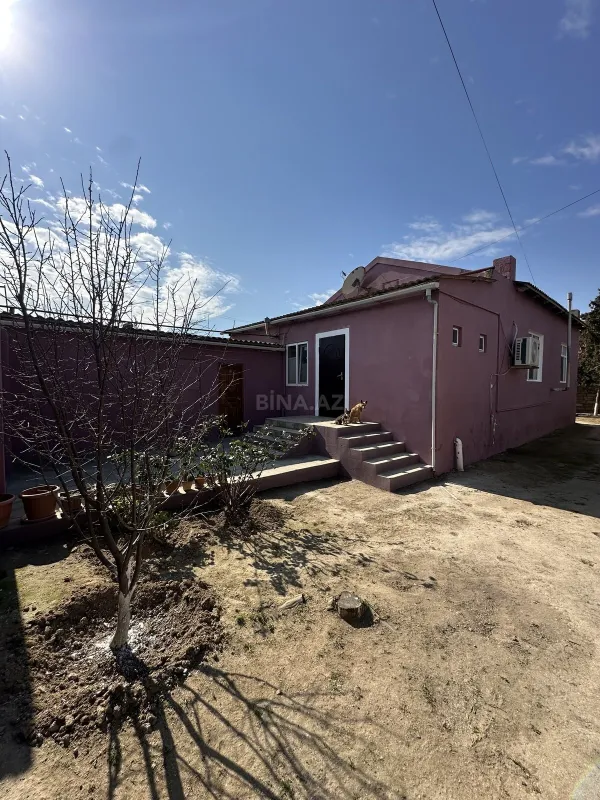 Satılır 3 otaqlı həyət evi 100 m²
