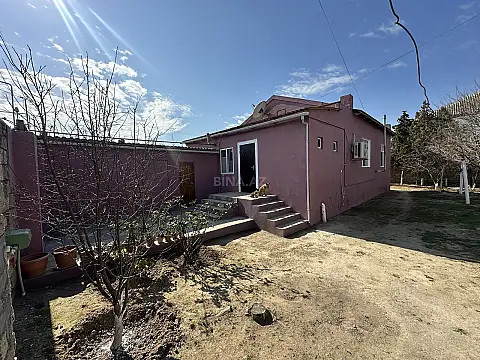 Satılır 3 otaqlı həyət evi 100 m²