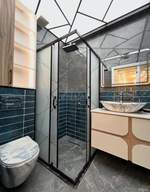 Kirayə verilir 2 otaqlı mənzil 90 m²