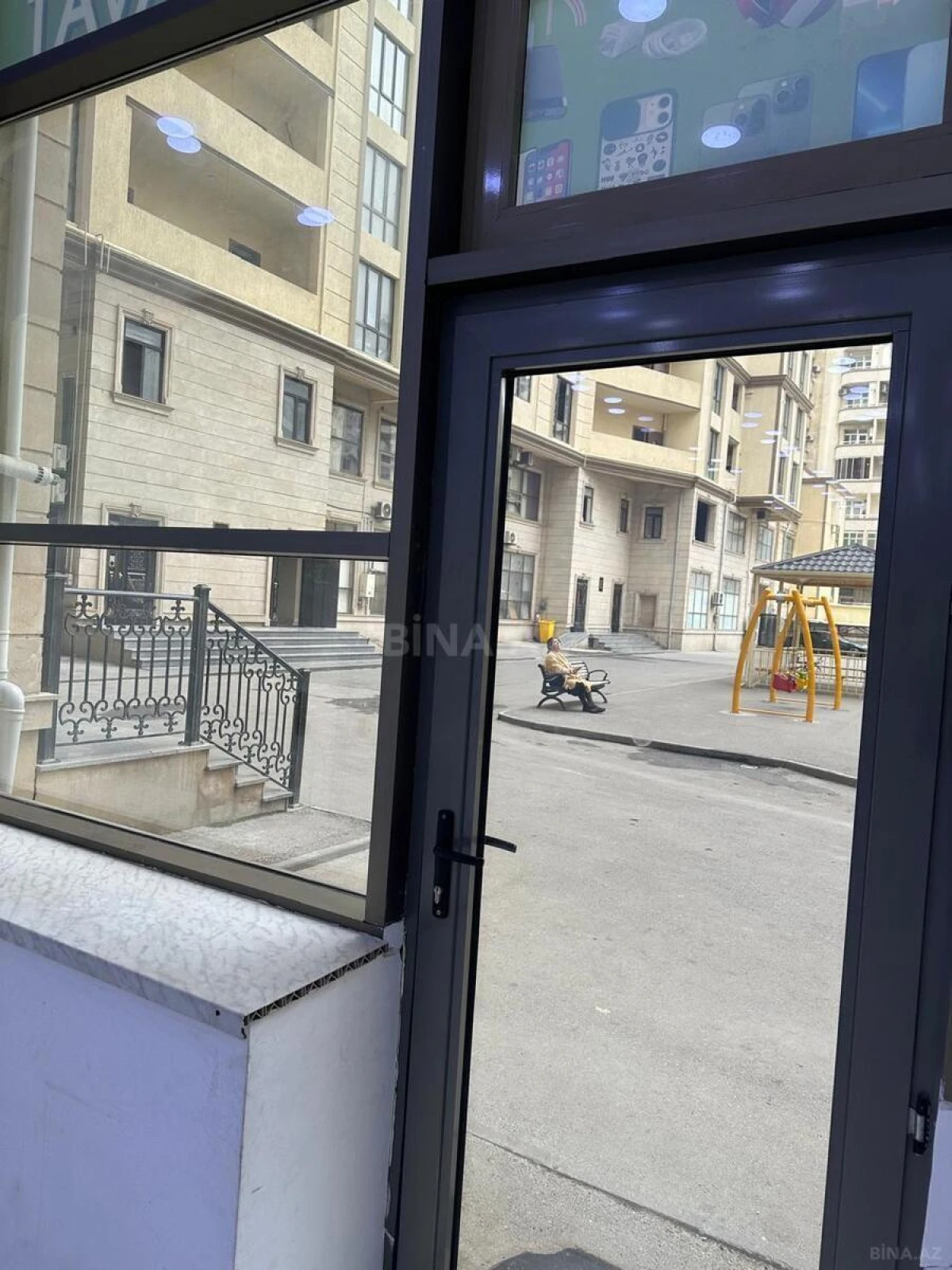 Kirayə verilir obyekt 117 m²