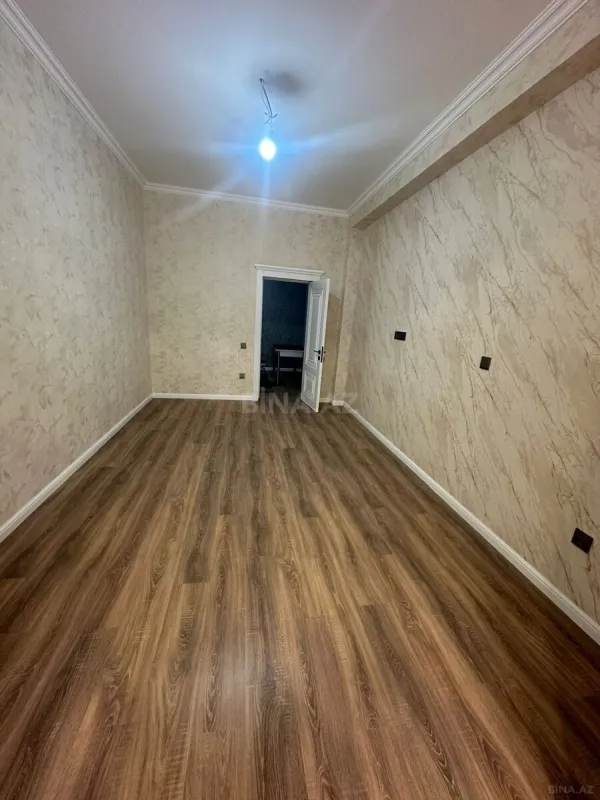 Satılır 2 otaqlı mənzil 85 m²