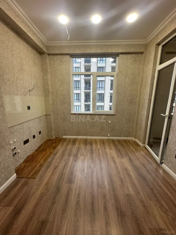 Satılır 2 otaqlı mənzil 85 m²