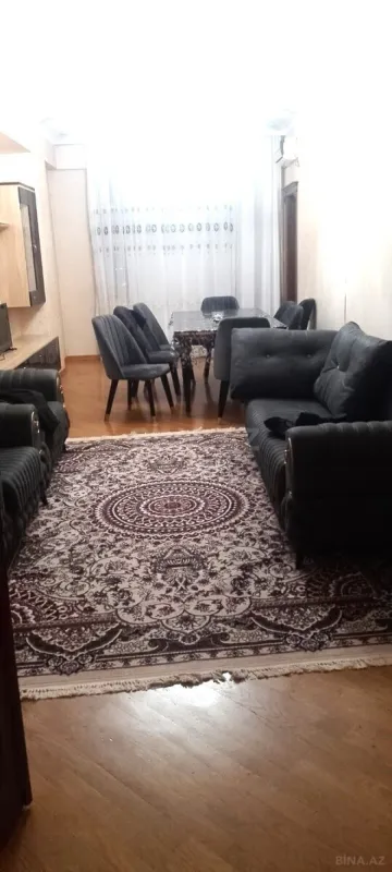 Kirayə verilir 3 otaqlı mənzil 110 m²