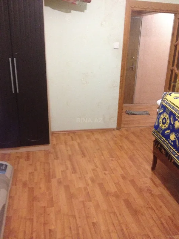 Kirayə verilir 4 otaqlı mənzil 90 m²