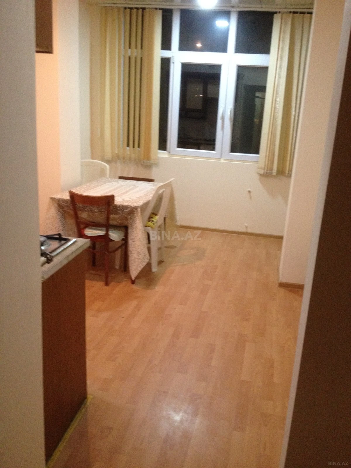 Kirayə verilir 4 otaqlı mənzil 90 m²