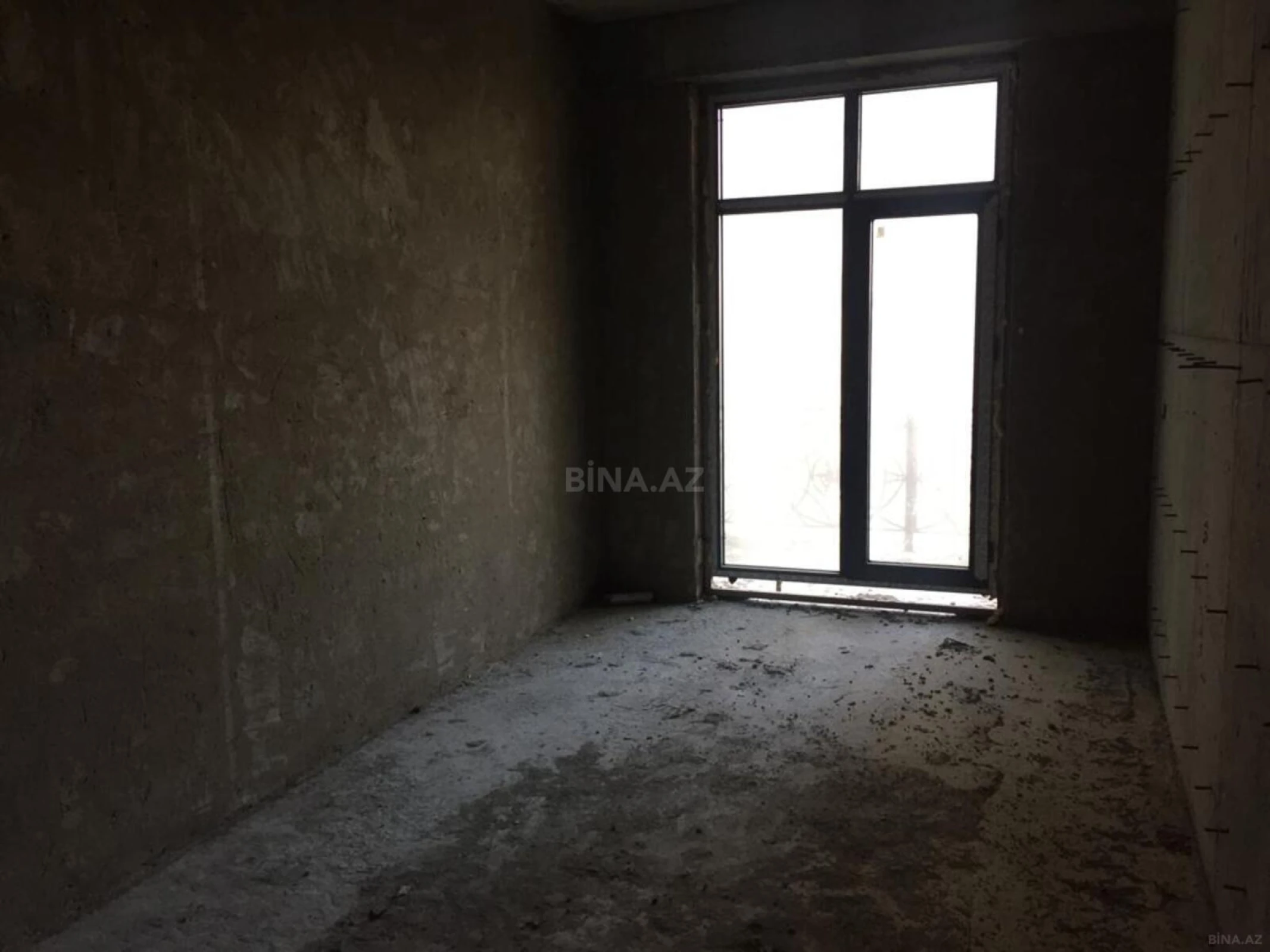 Satılır 3 otaqlı mənzil 163.3 m²