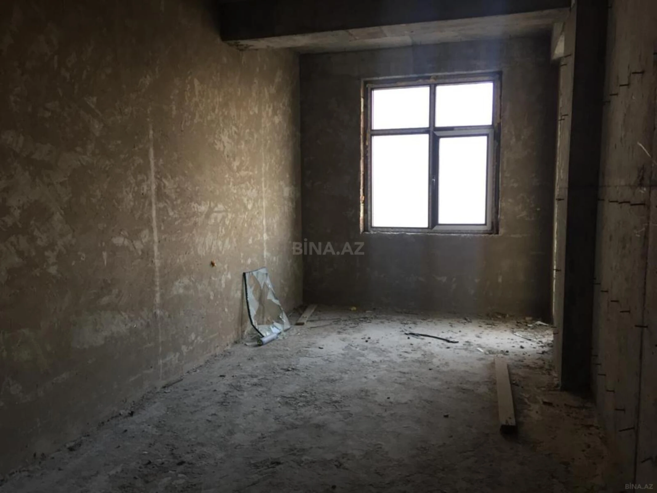 Satılır 3 otaqlı mənzil 163.3 m²