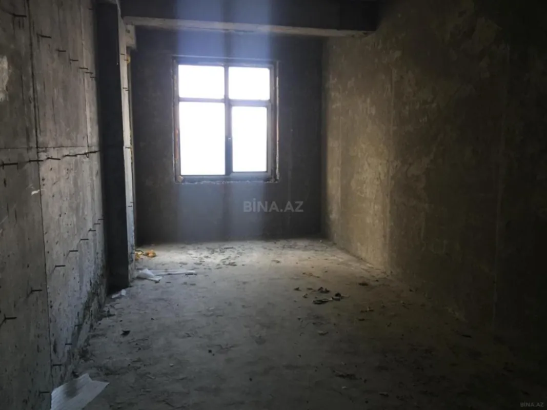 Satılır 3 otaqlı mənzil 163.3 m²