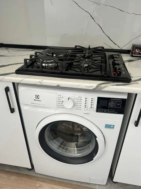 Kirayə verilir 2 otaqlı mənzil 78 m²