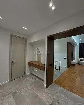 Kirayə verilir 2 otaqlı mənzil 70 m²