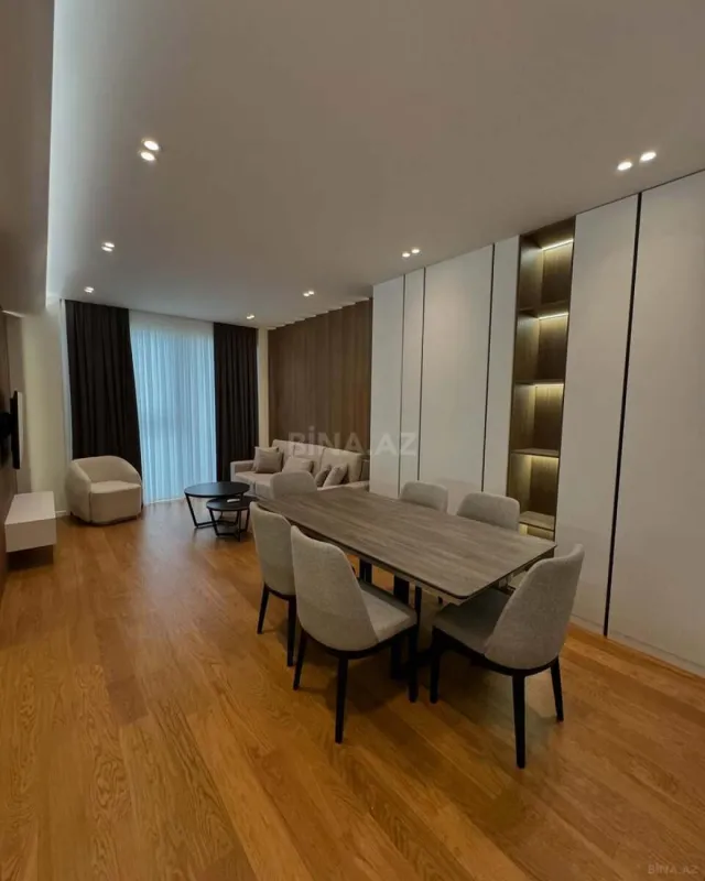Kirayə verilir 2 otaqlı mənzil 70 m²