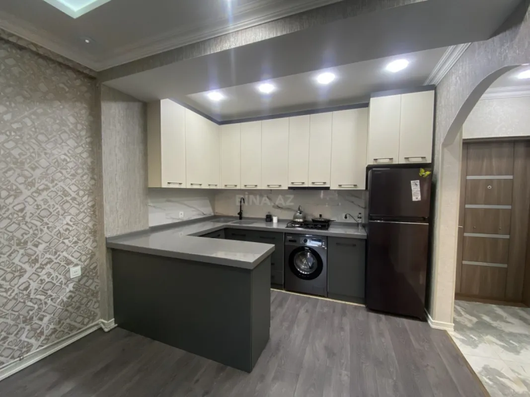 Satılır 2 otaqlı mənzil 61 m²