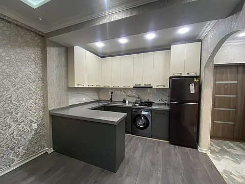 Satılır 2 otaqlı mənzil 61 m²