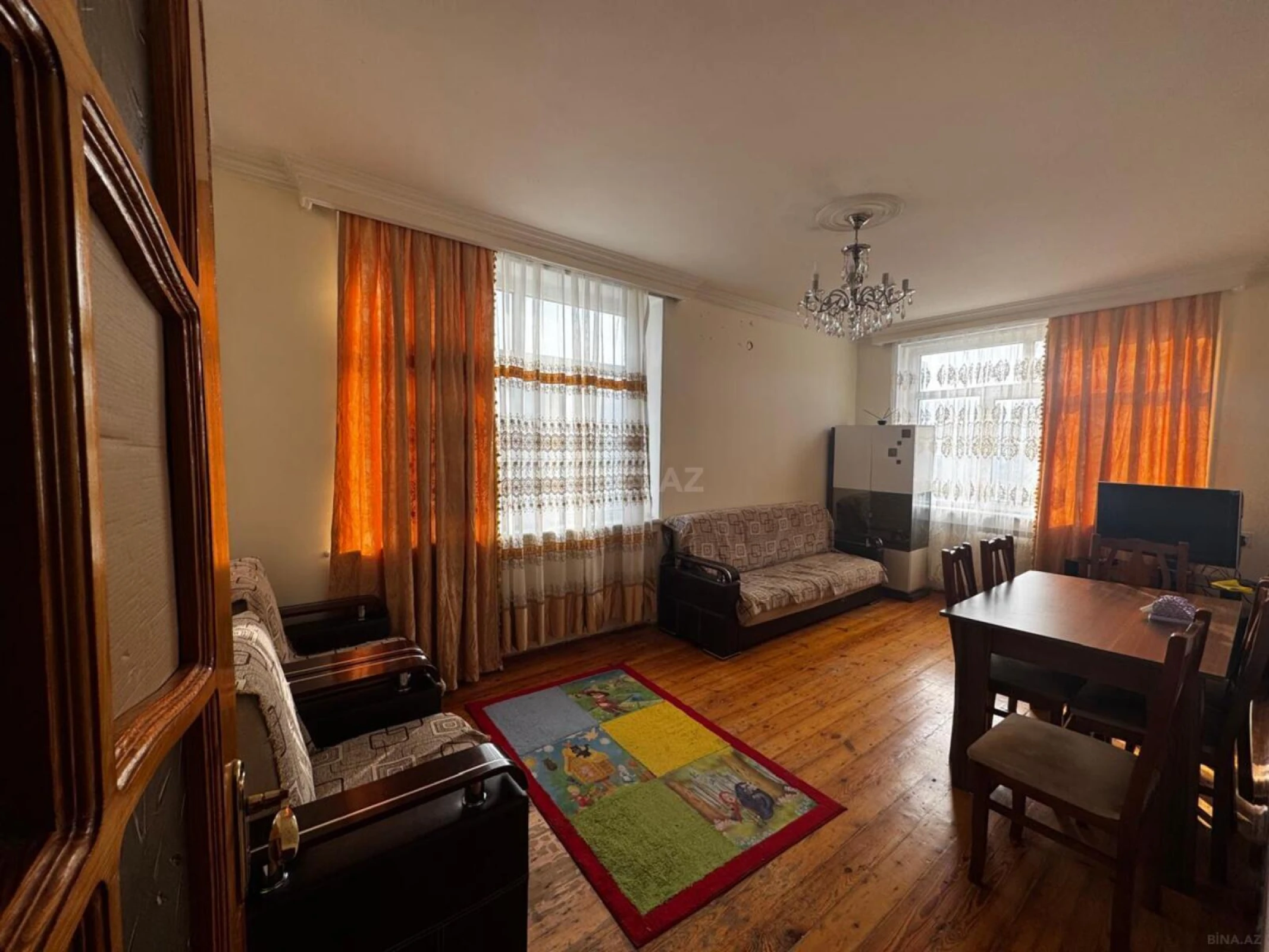 Kirayə verilir 2 otaqlı mənzil 60 m²