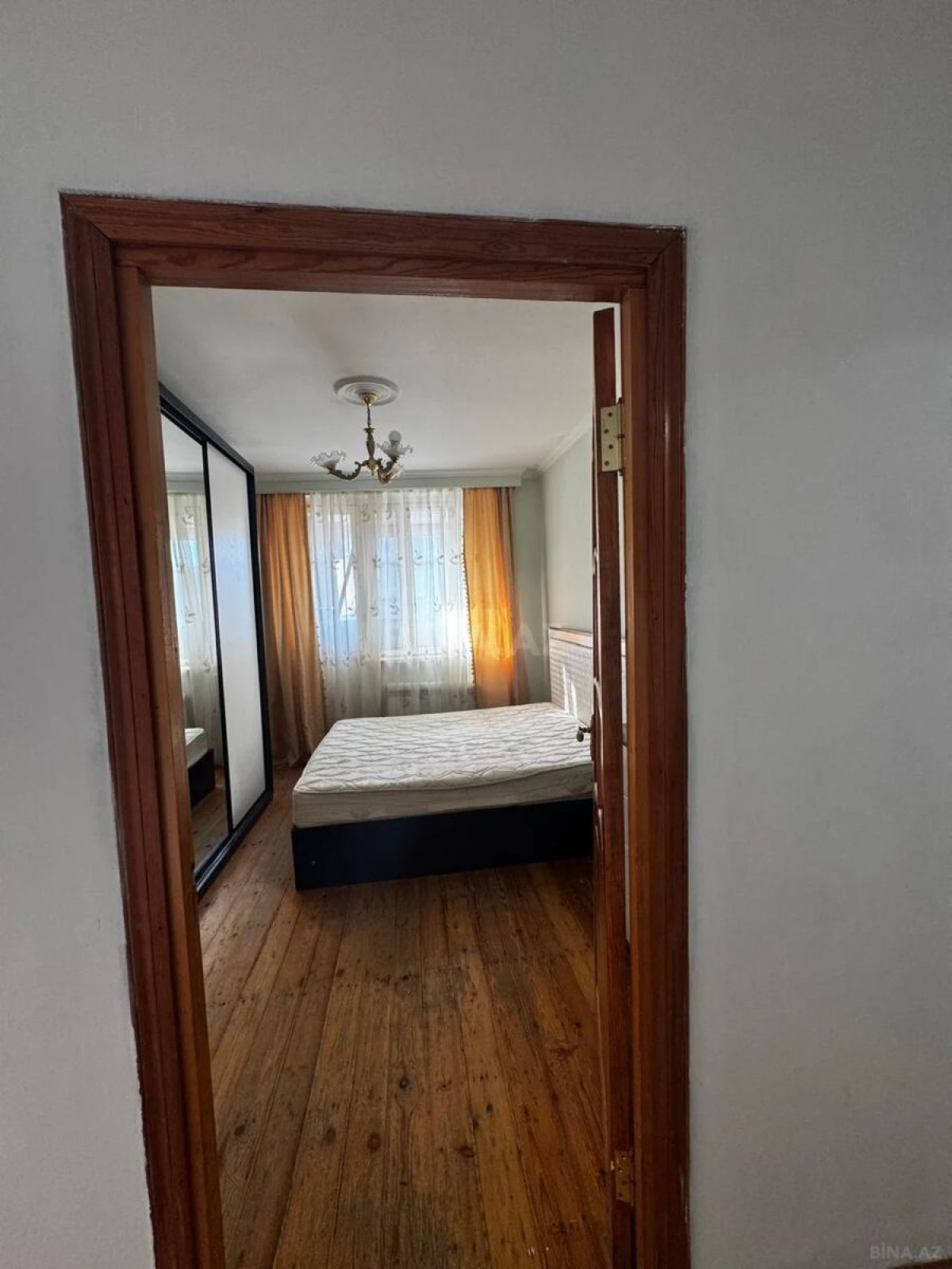 Kirayə verilir 2 otaqlı mənzil 60 m²