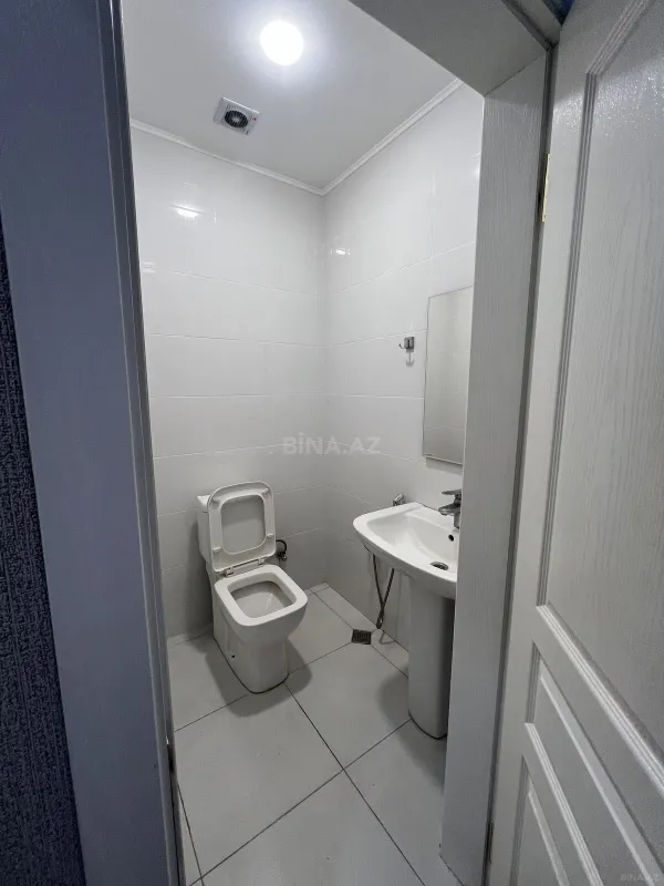 Kirayə verilir 2 otaqlı mənzil 65 m²