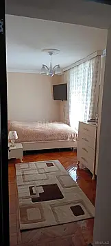 Kirayə verilir 2 otaqlı mənzil 45 m²