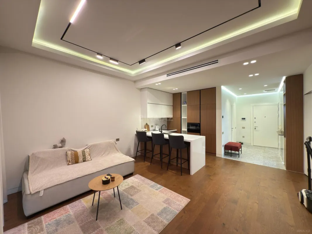 Satılır 3 otaqlı mənzil 93 m²