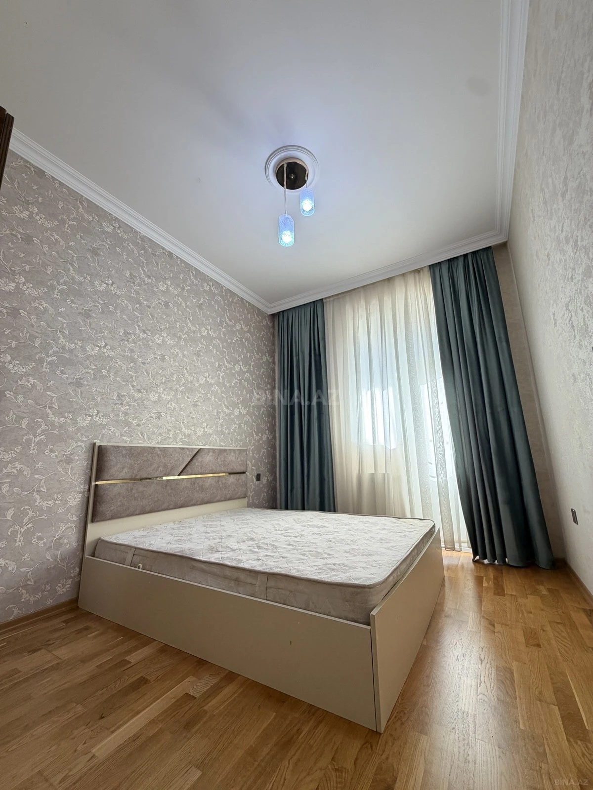 Satılır 2 otaqlı mənzil 50 m²