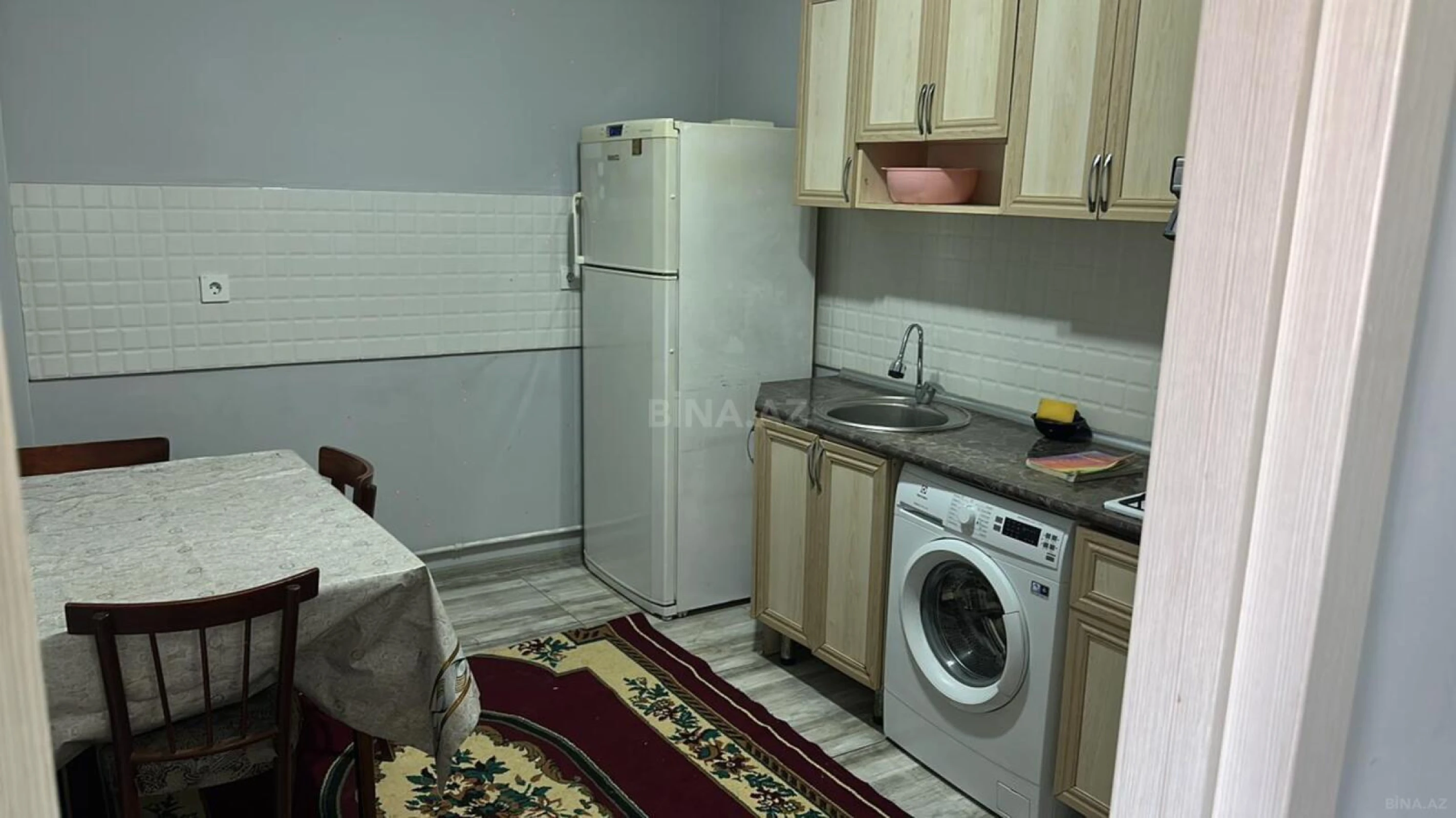 Kirayə verilir 2 otaqlı mənzil 64 m²