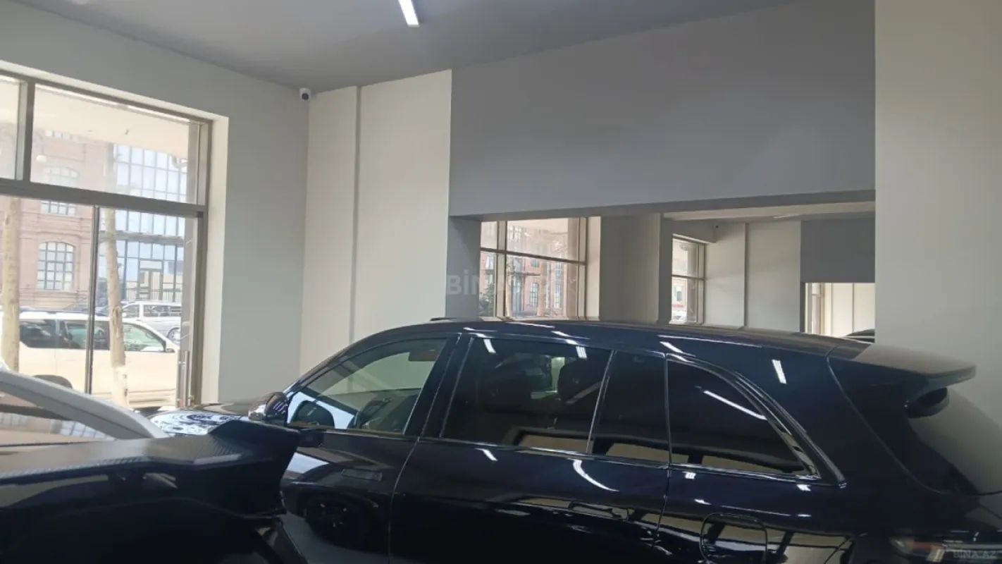 Satılır obyekt 670 m²