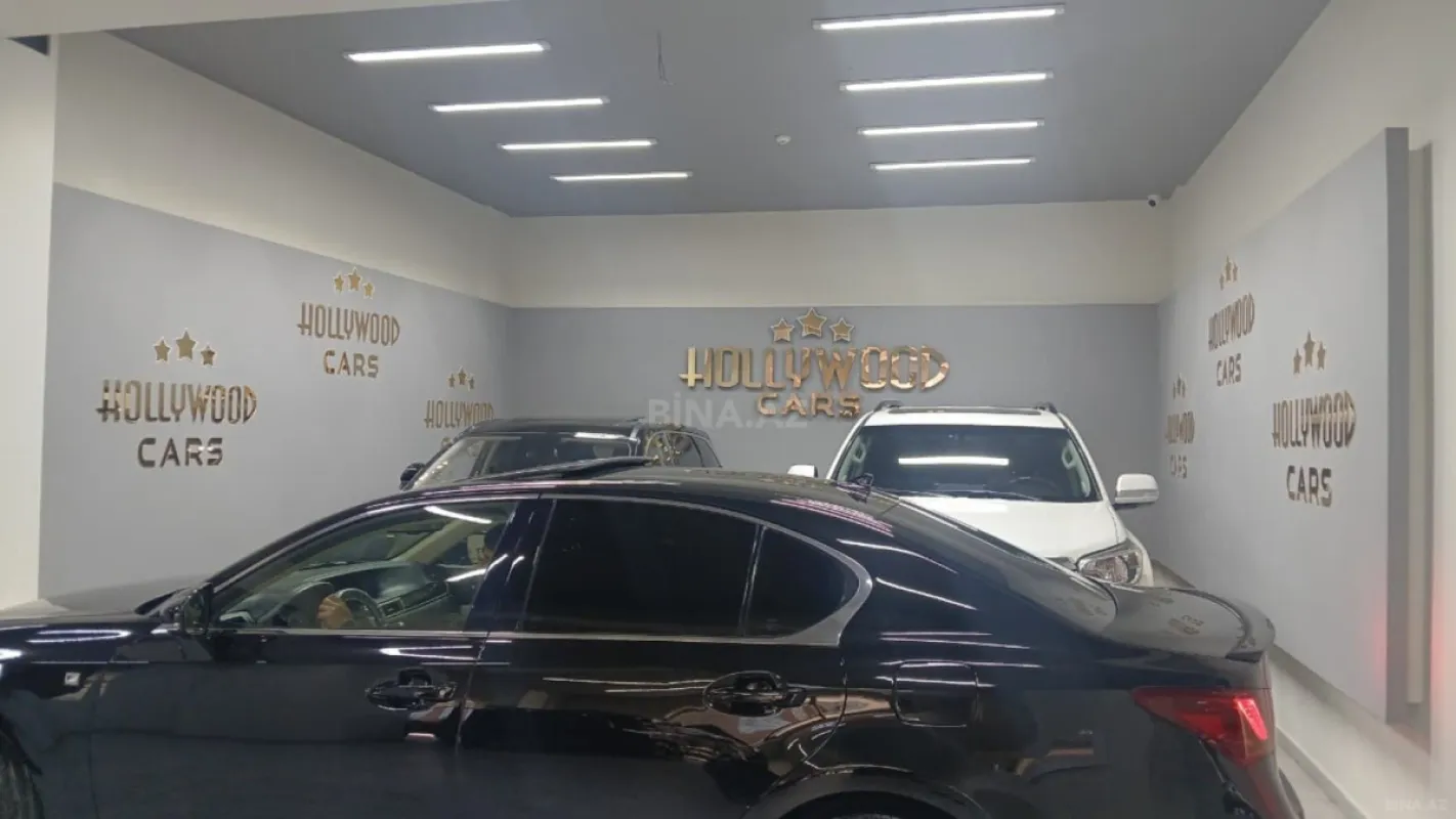 Satılır obyekt 670 m²