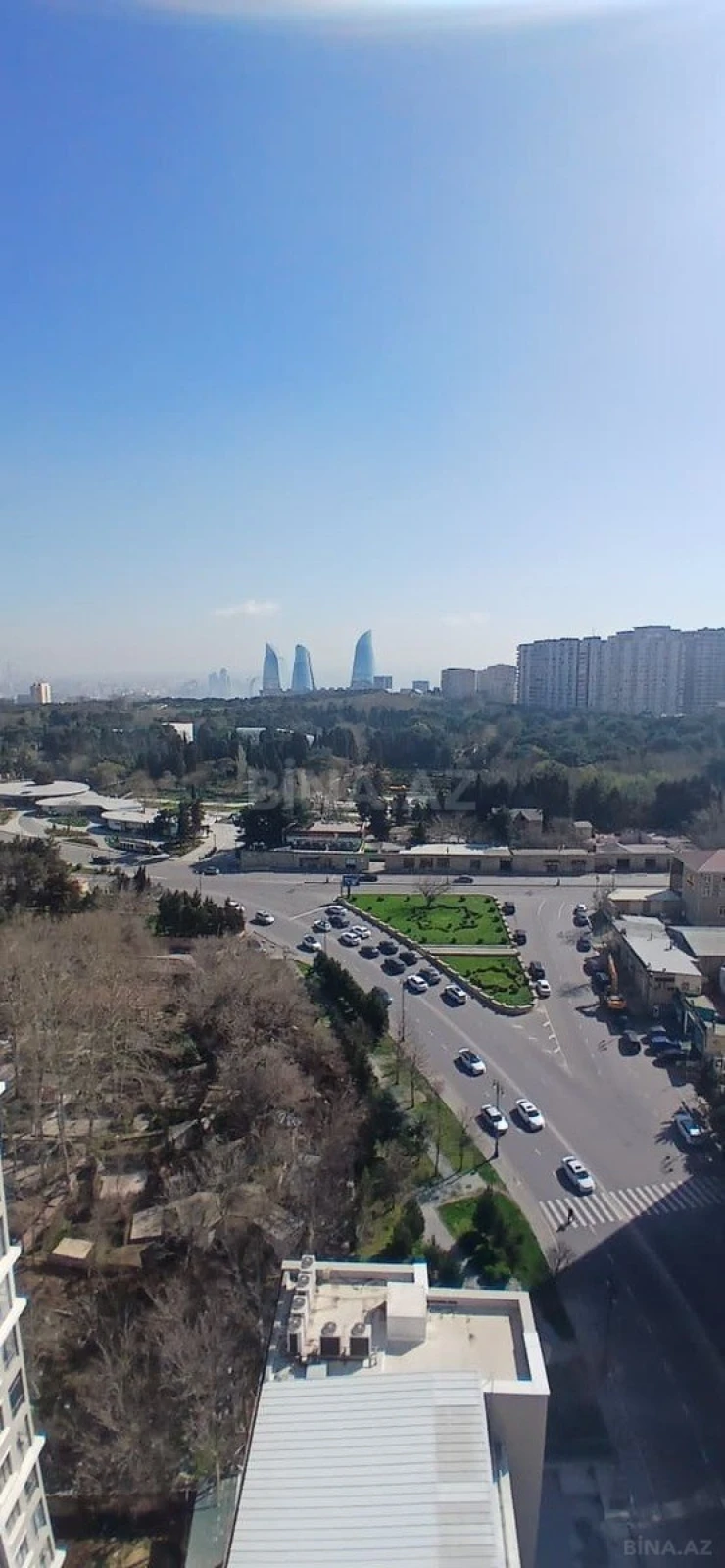 Satılır obyekt 670 m²