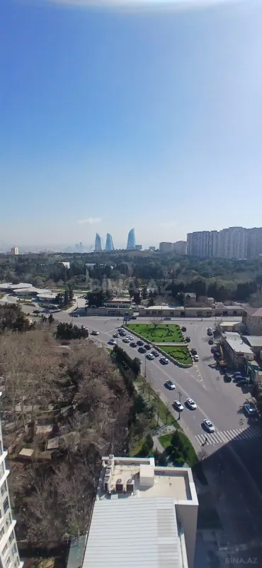 Satılır obyekt 670 m²