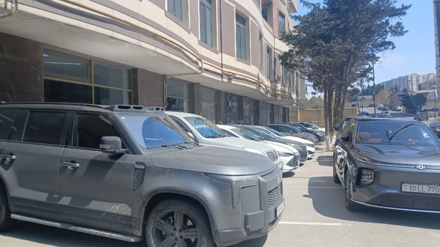 Satılır obyekt 670 m²