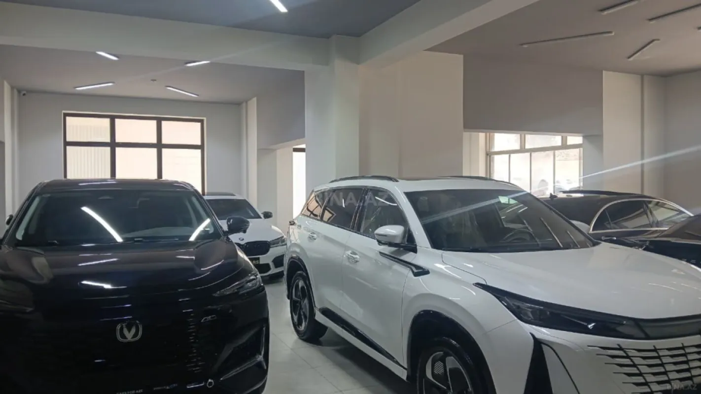 Satılır obyekt 670 m²