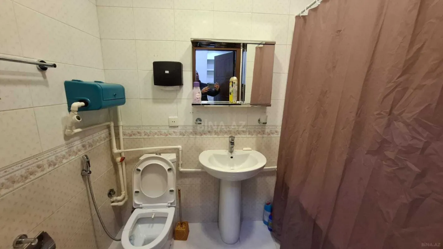 Kirayə verilir 3 otaqlı ofis 80 m²