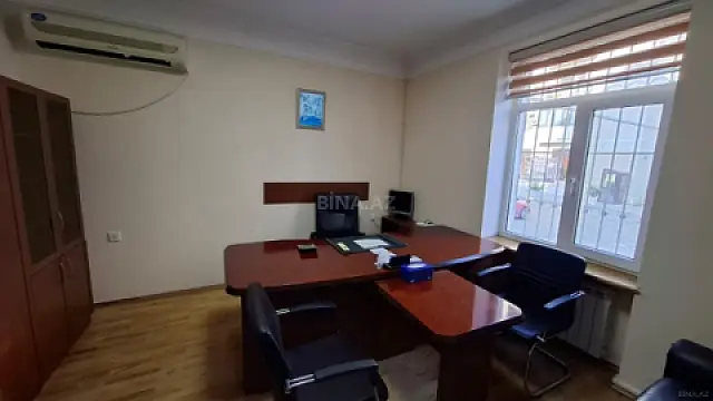 Kirayə verilir 3 otaqlı ofis 80 m²