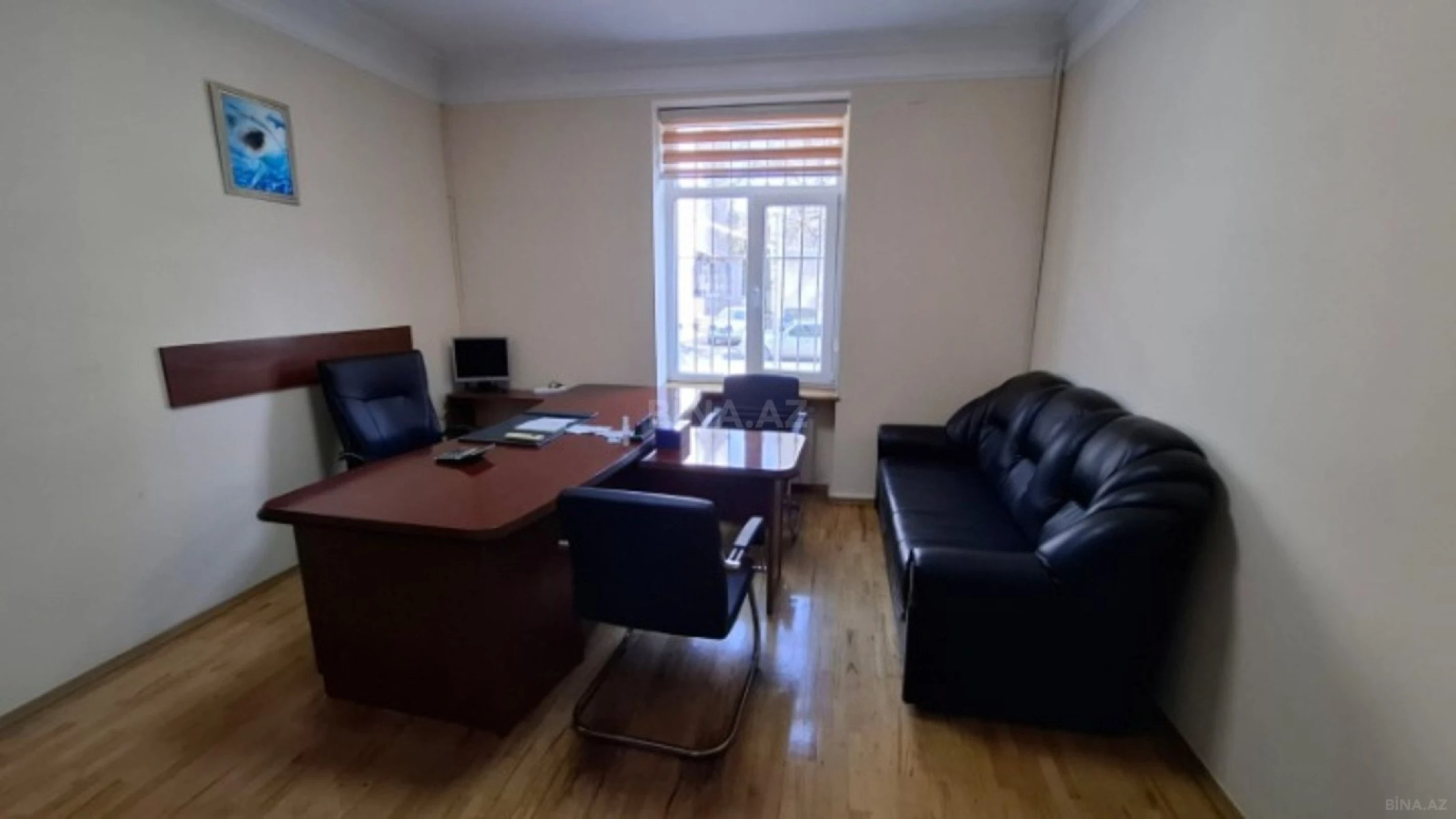 Kirayə verilir 3 otaqlı ofis 80 m²