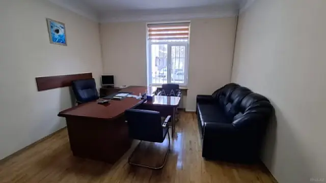 Kirayə verilir 3 otaqlı ofis 80 m² — Bakı, Xətai 3 otaq 80.00 m²