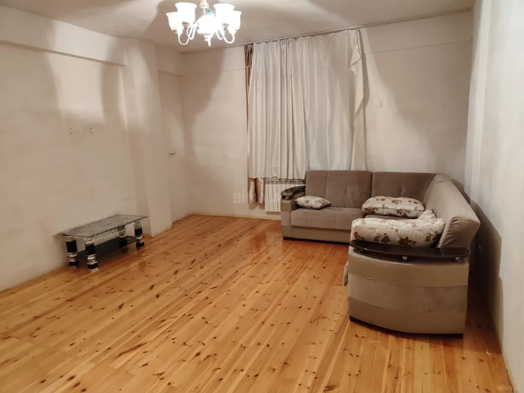 Kirayə verilir 3 otaqlı mənzil 65 m²