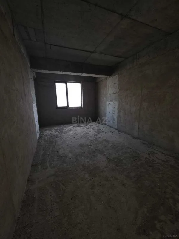 Satılır 3 otaqlı mənzil 153 m²