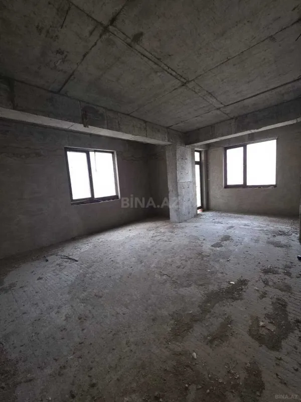 Satılır 3 otaqlı mənzil 153 m²
