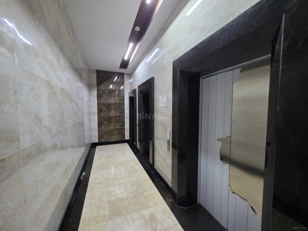 Satılır 3 otaqlı mənzil 153 m²