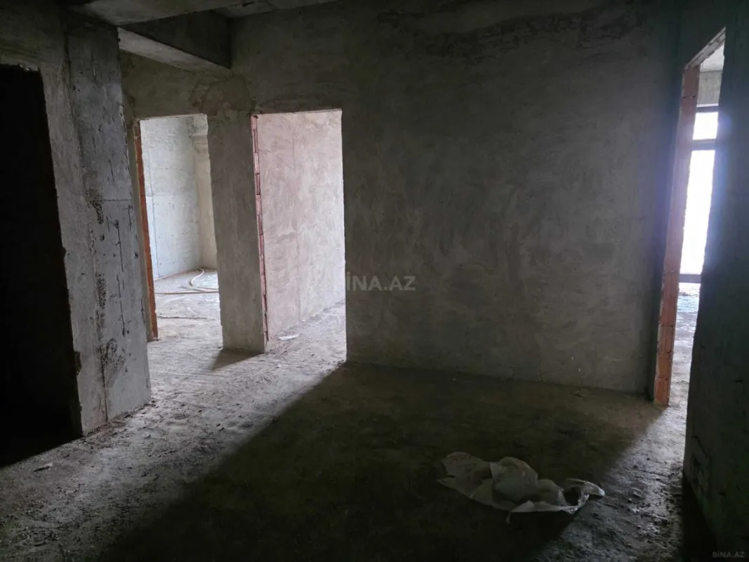 Satılır 3 otaqlı mənzil 153 m²