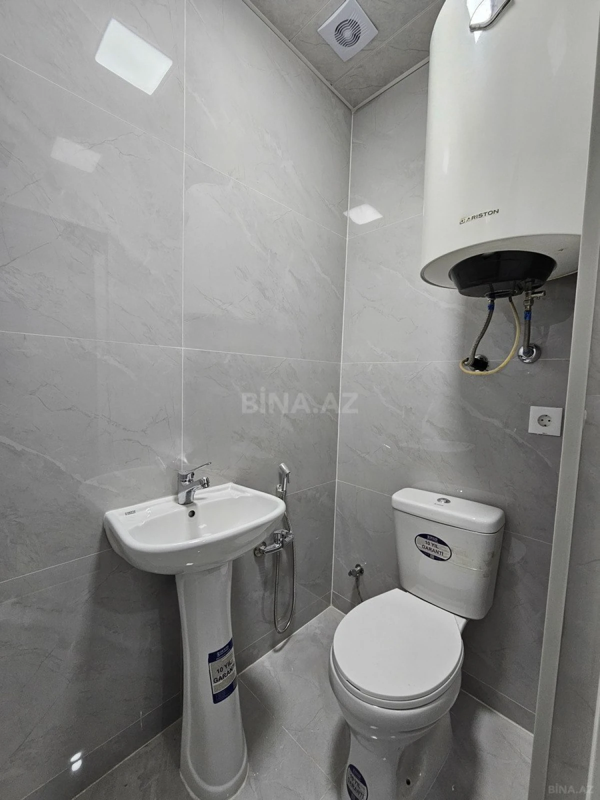 Satılır 2 otaqlı mənzil 50 m²